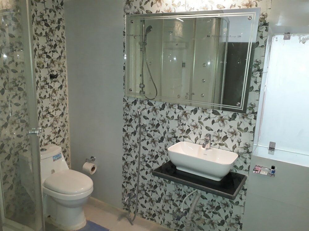 Фото Отель The Golden Sunrise