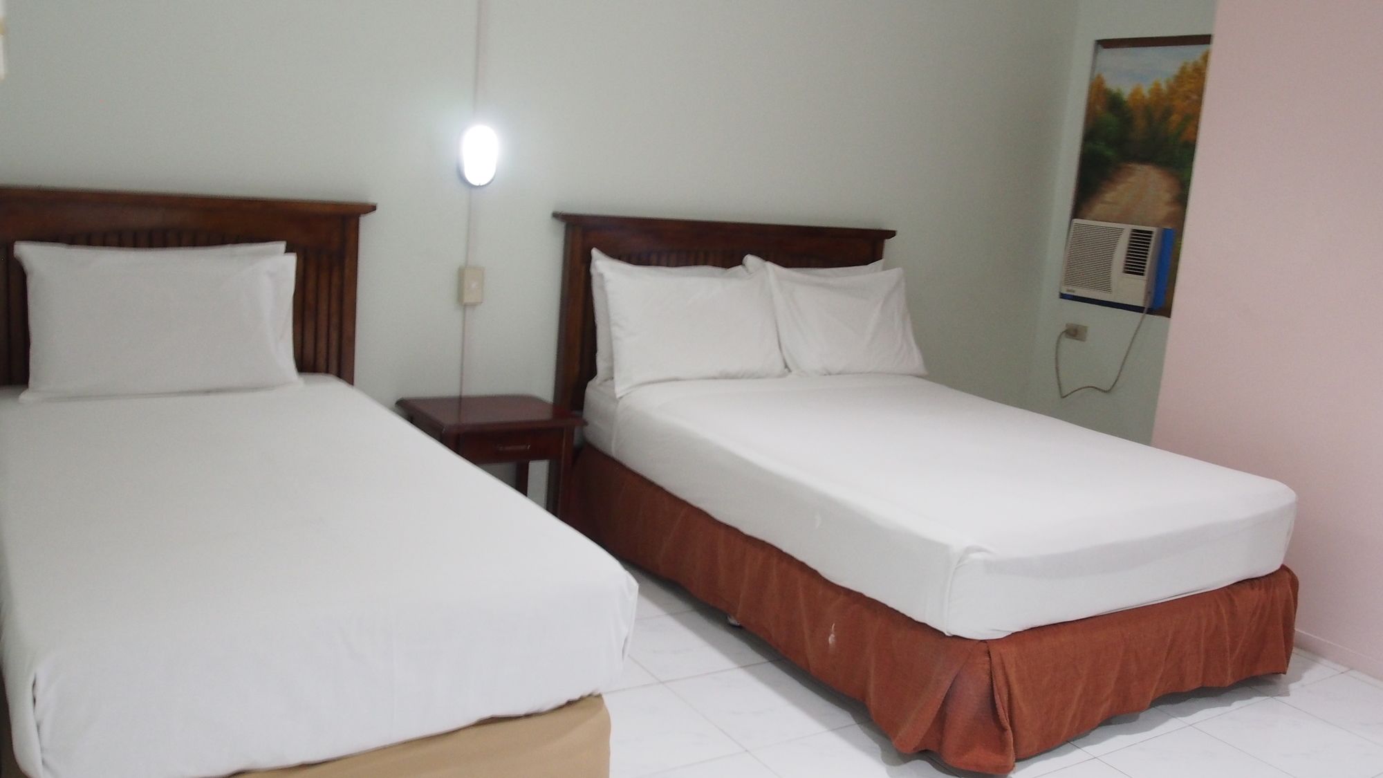 Фото Sunday Hostel