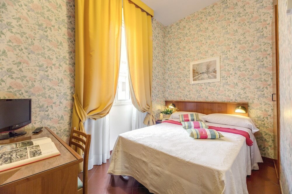 Фото Hotel Corona