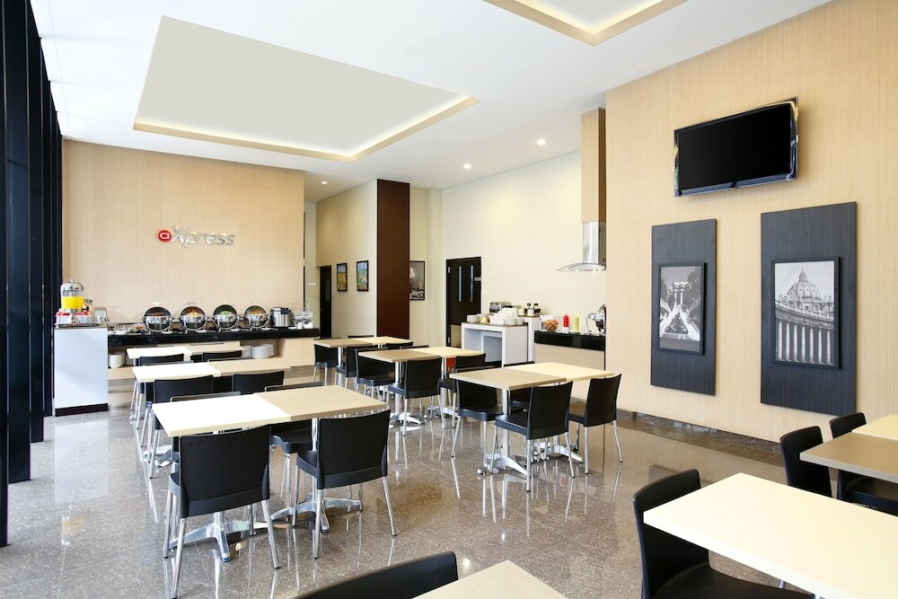 Фото Amaris Hotel Pasar Baru - Chse Certified