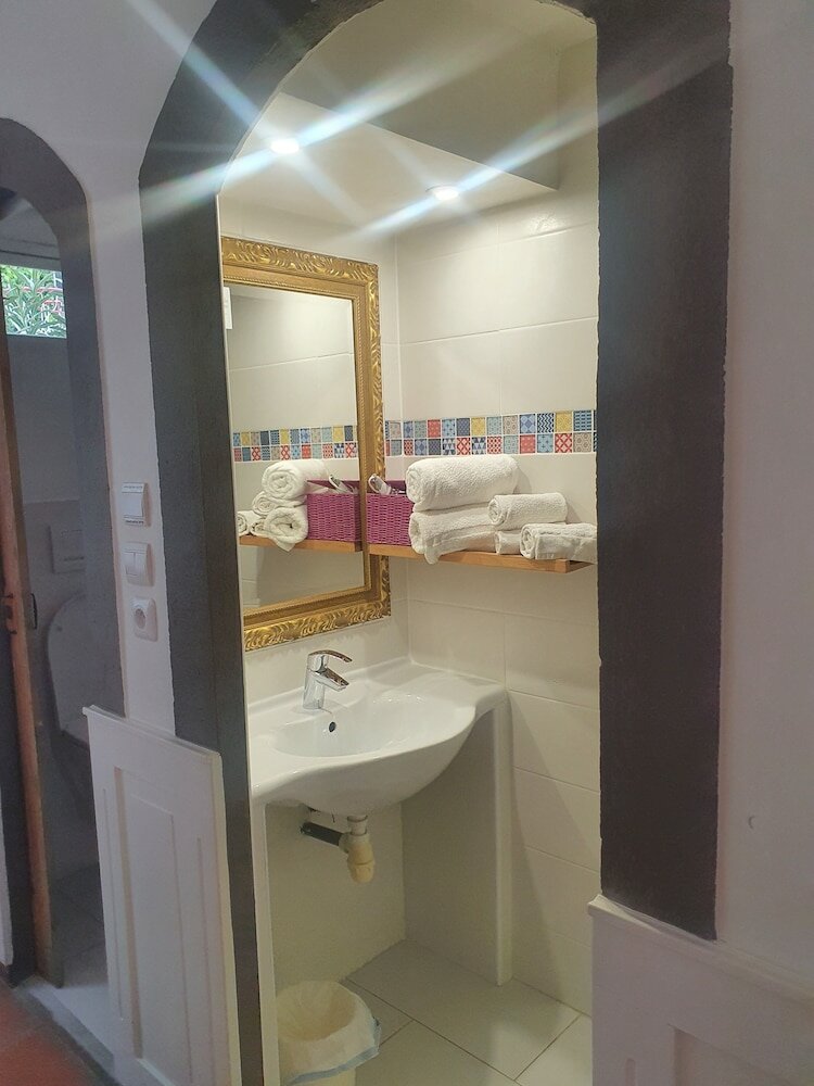 Фото The Originals Boutique, Clair Hôtel, Martigues