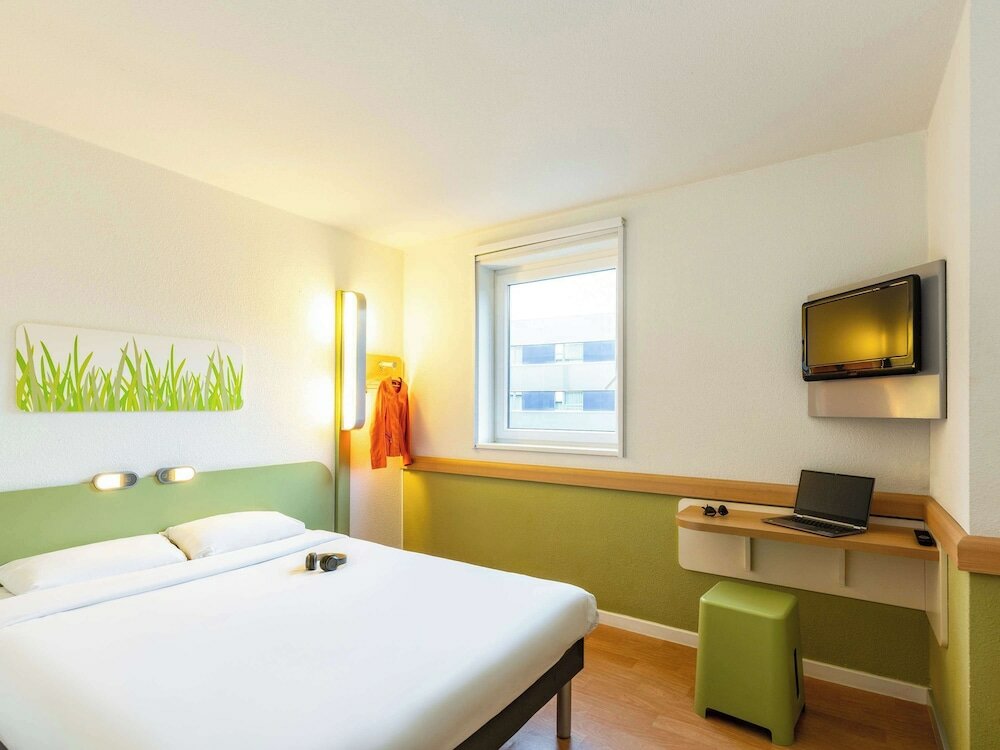 Фото Ibis budget Zurich City West