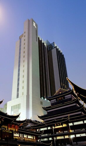 Внешний вид отеля Renaissance Shanghai Yu Garden Hotel в Хуанпу, фото 3