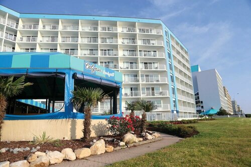 Гостиница Surfbreak Oceanfront Hotel, Ascend Hotel Collection в Вирджиния-Бич