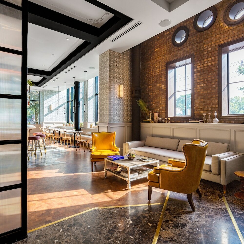 Фото The Broadview Hotel