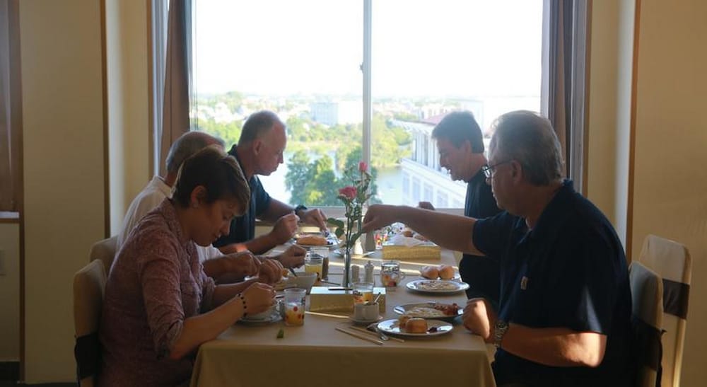 Фото Jasmine Hotel Hue