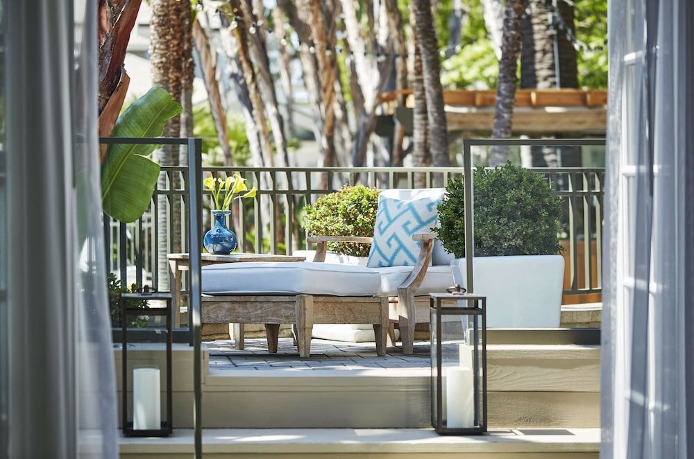 Фото Fairmont Miramar Bungalows