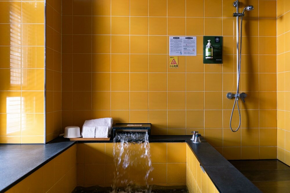 Фото 58 Hot Spring Hotel