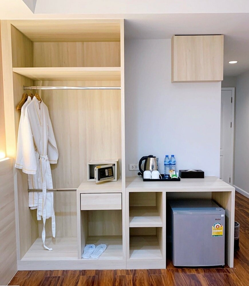 Фото Miloft Sathorn Hotel