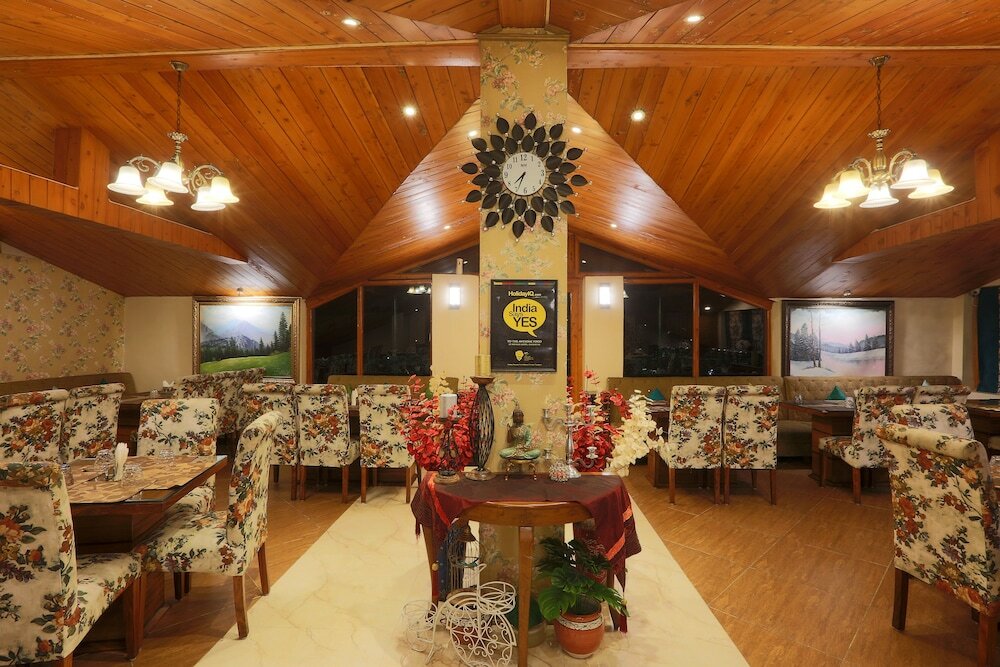 Фото Hotel Mongas