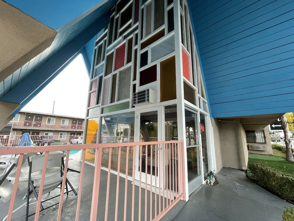 Фото La Casa Inn