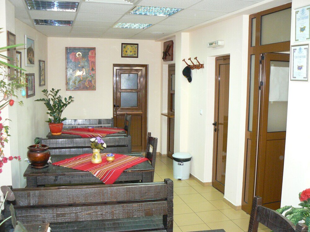 Фото Hotel Varusha