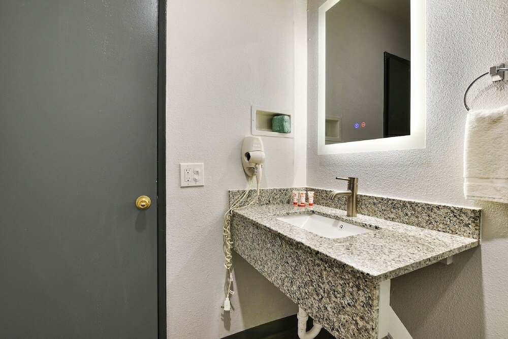 Фото Oyo Hotel Shreveport Airport North