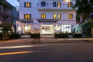 Alba Hotel (Bình Thuận Province, Nguyễn Văn Cừ), hotel