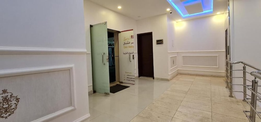 Фото Qasr Alshamal Hotel