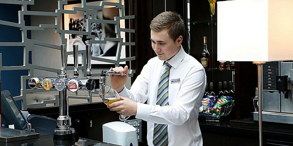 Фото Holiday Inn Express Windsor, an Ihg Hotel