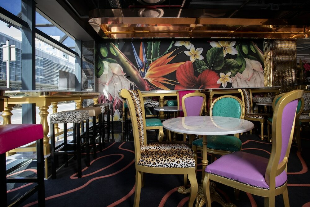 Фото Hotel Sky Cape Town