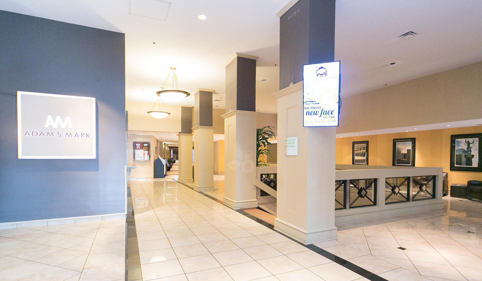 Фото Adam's Mark Hotel & Conference Center
