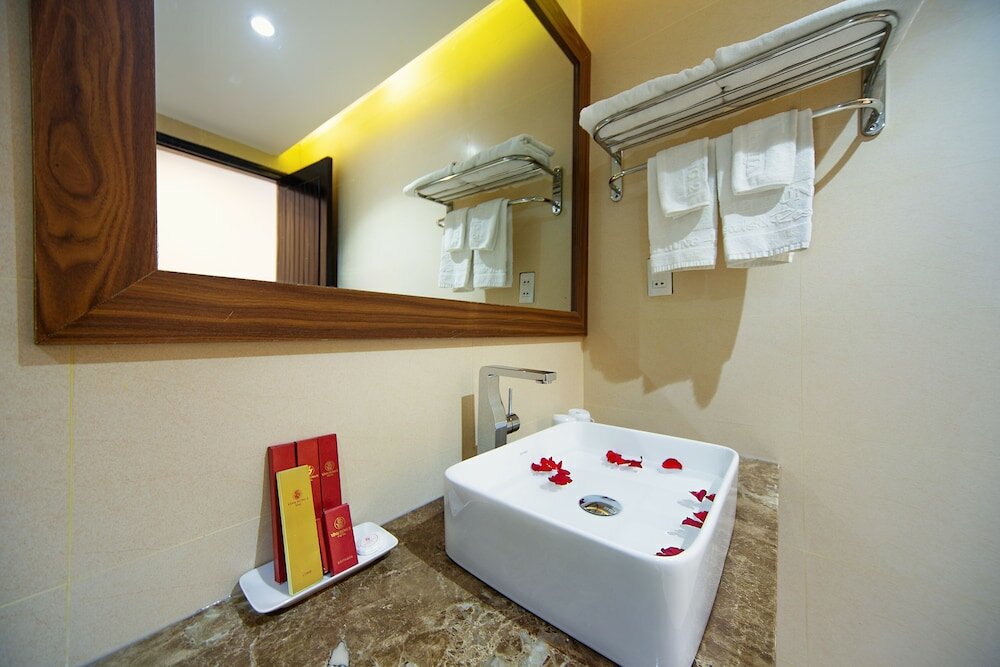 Фото Vinh Hung 2 City Hotel