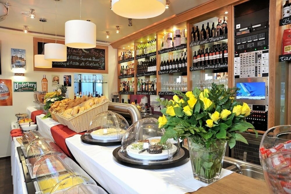 Фото Stadthotel Langenfeld