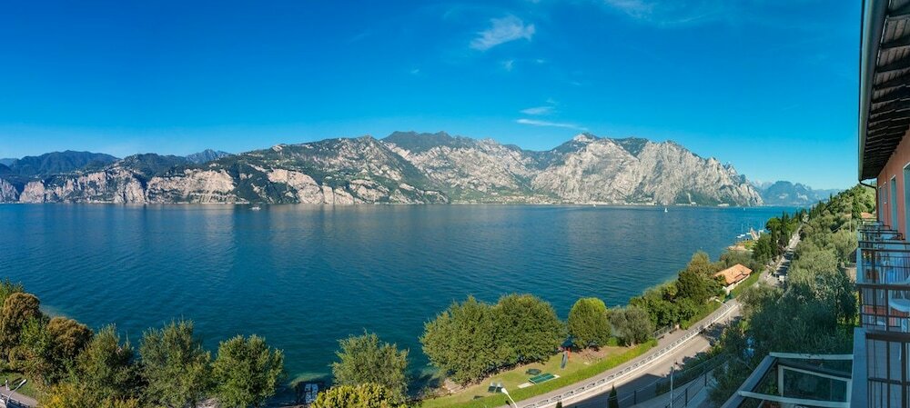 Фото Hotel Villa Carmen