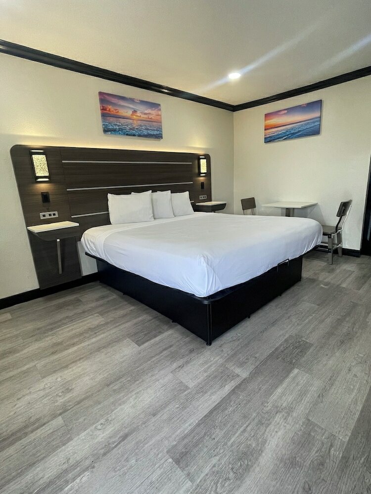 Фото Escondido Lodge