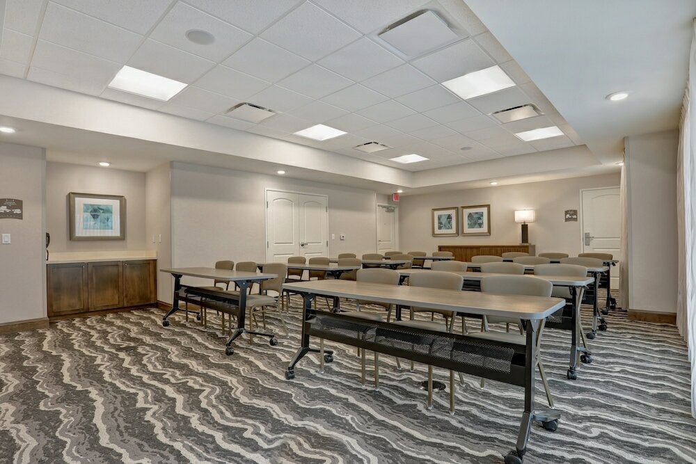 Фото Staybridge Suites Overland Park - Kansas City S, an Ihg Hotel