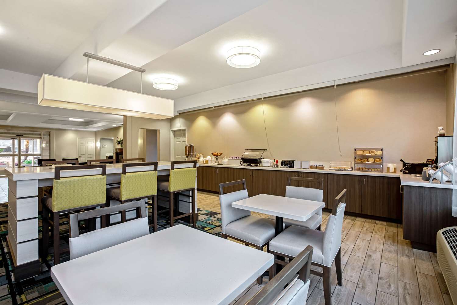 Фото La Quinta Inn & Suites by Wyndham Manteca - Ripon