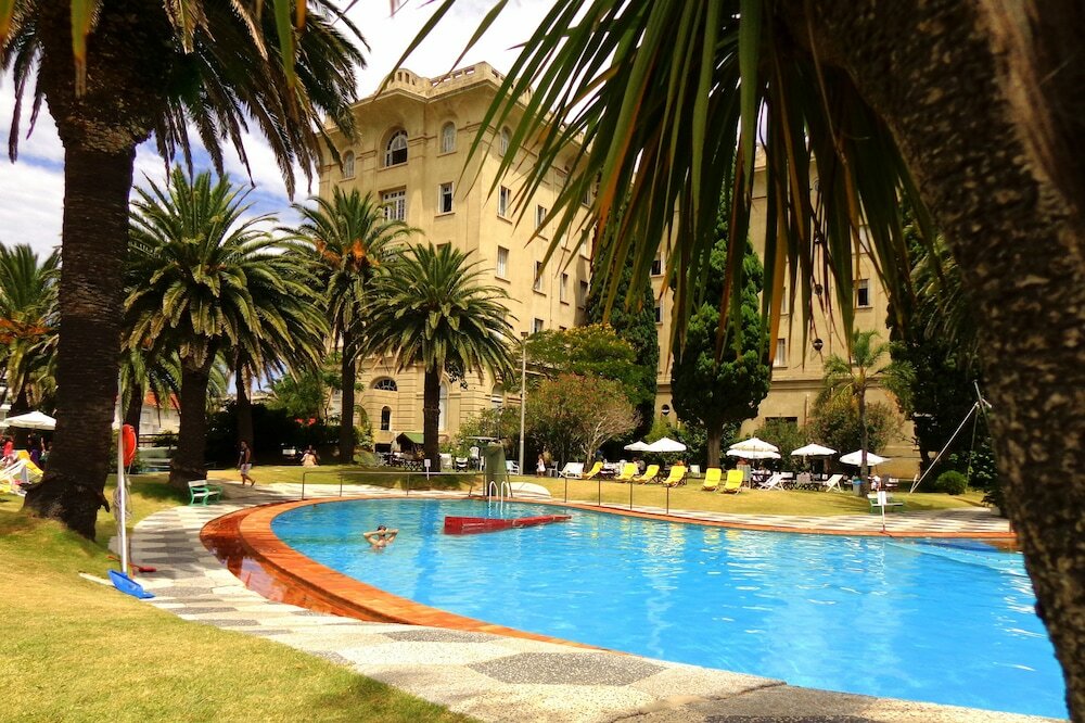 Фото отеля 2