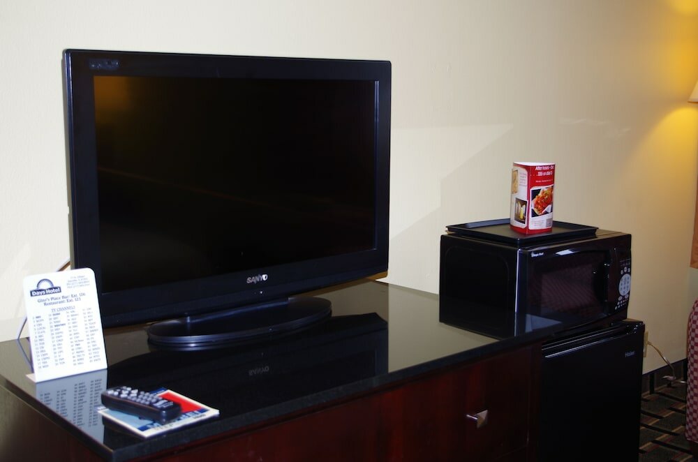 Фото Days Hotel & Conference Center by Wyndham Danville