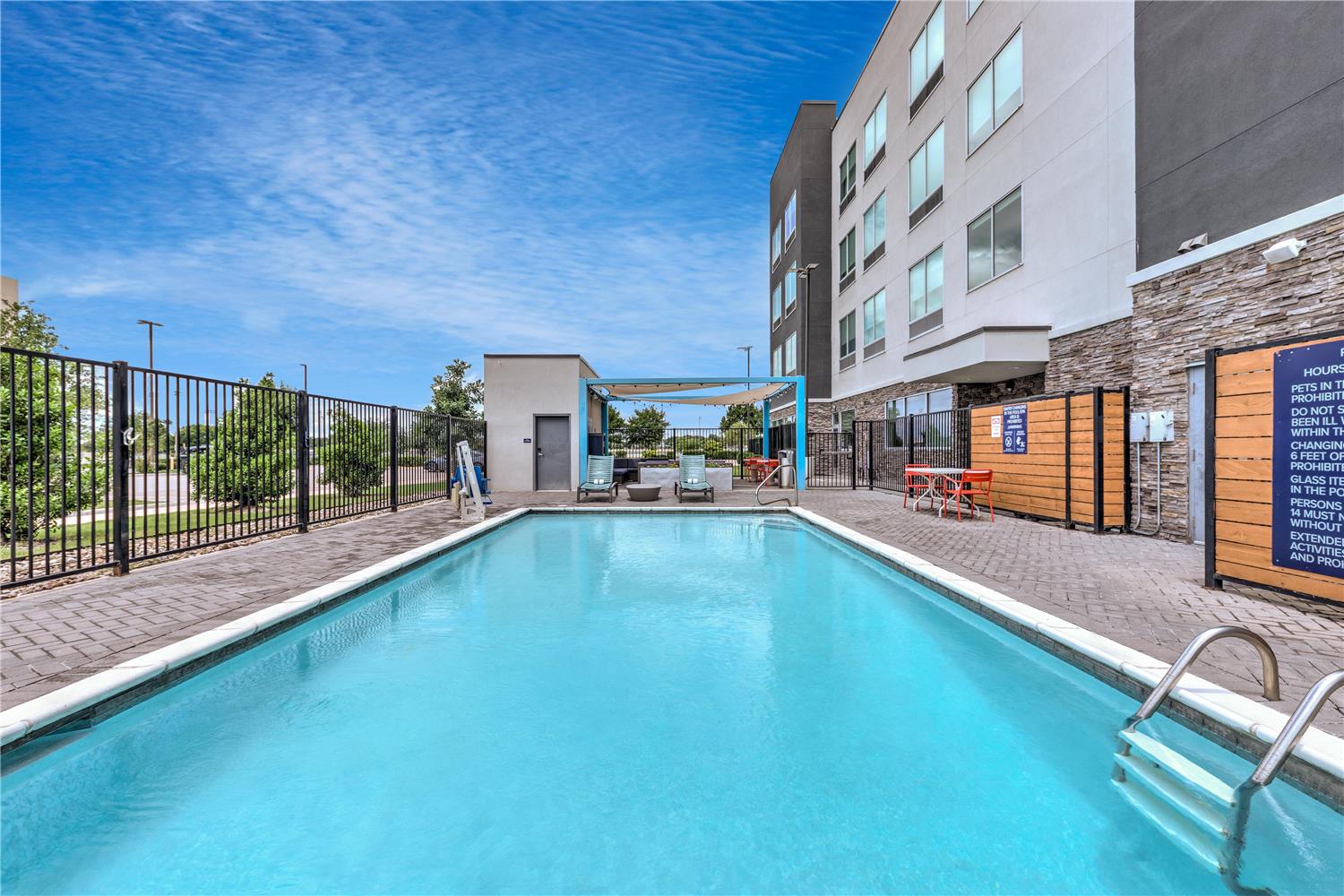 Фото Tru by Hilton The Colony Dallas