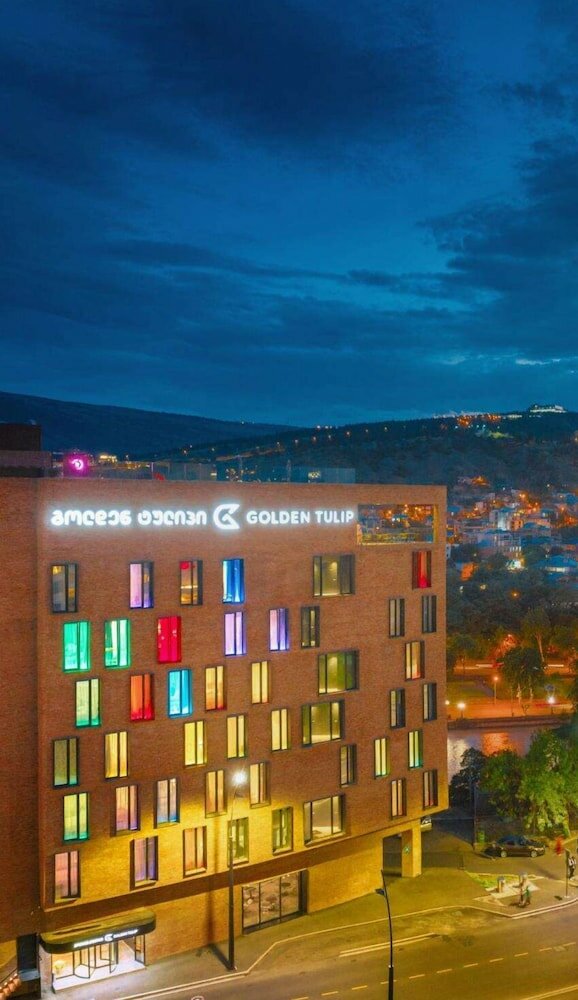Фото Hotel Golden Tulip Design Tbilisi
