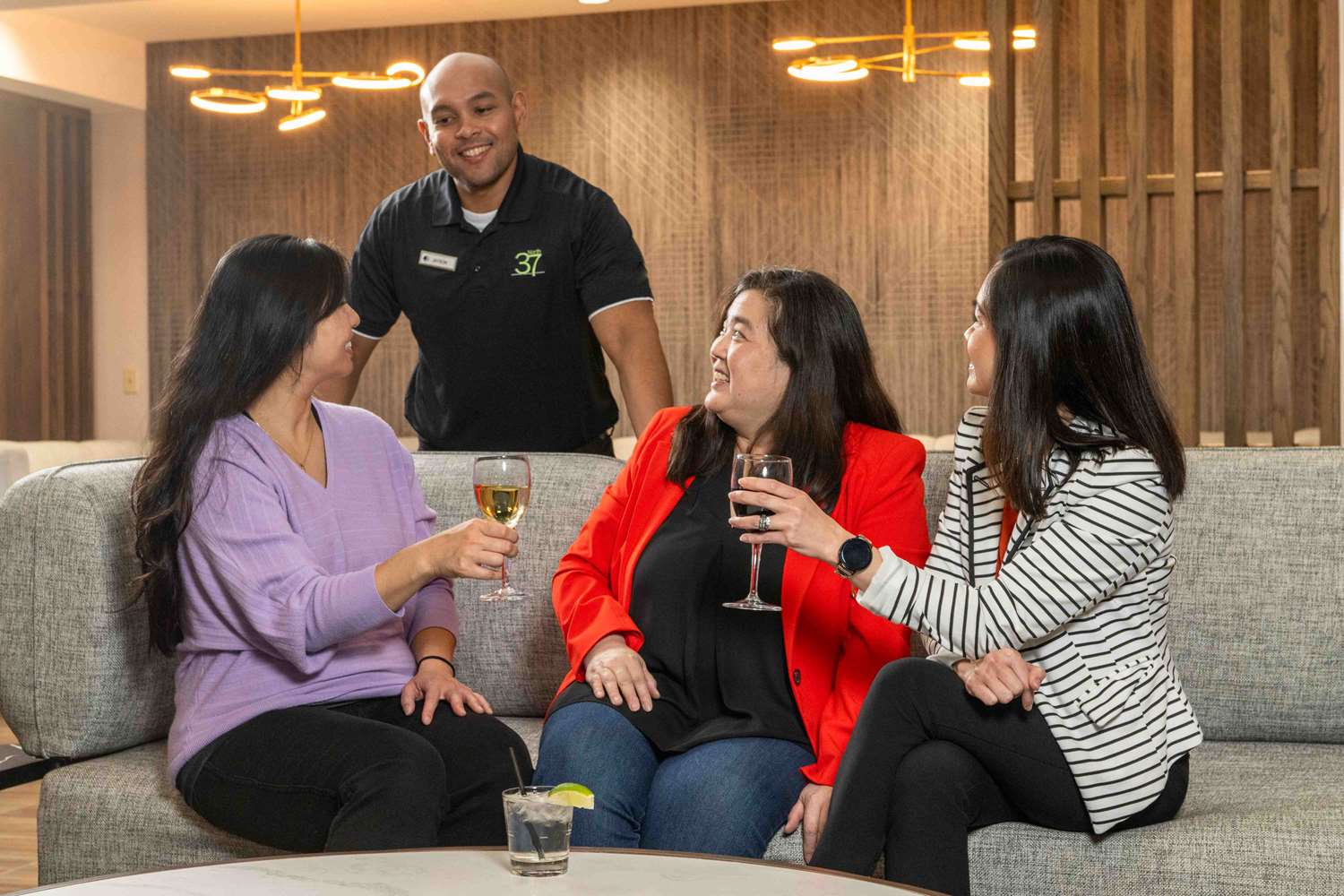 Фото Doubletree Hotel San Francisco Airport