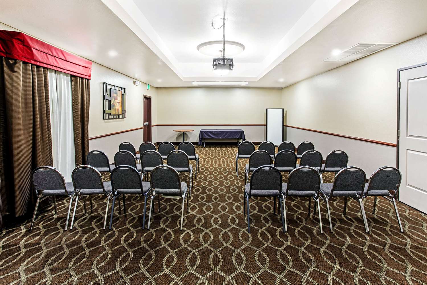 Фото La Quinta Inn & Suites by Wyndham Denver Gateway Park