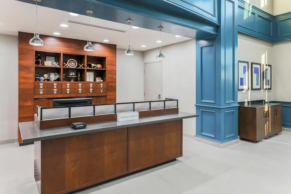 Фото Four Points by Sheraton Ontario-Rancho Cucamonga