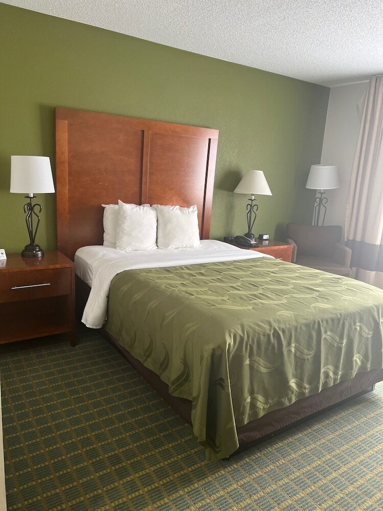 Фото Quality Inn Seekonk - Providence
