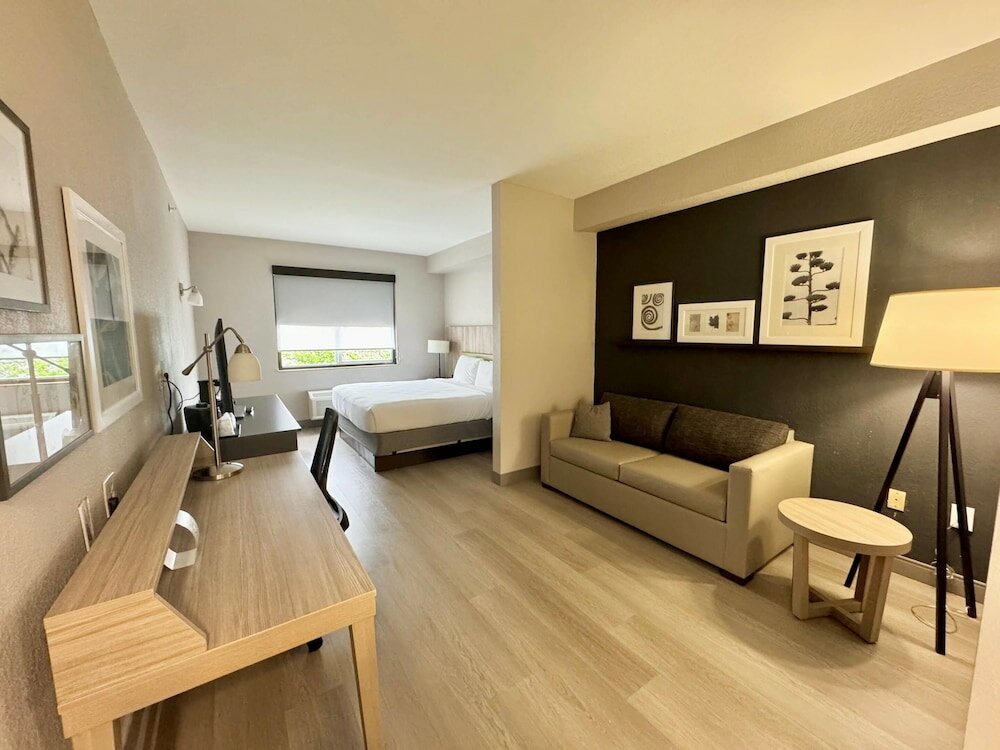 Фото Country Inn & Suites by Radisson, Port Charlotte, Fl