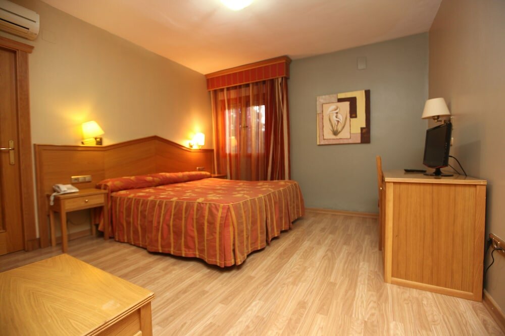 Фото Hotel Anabel Baza