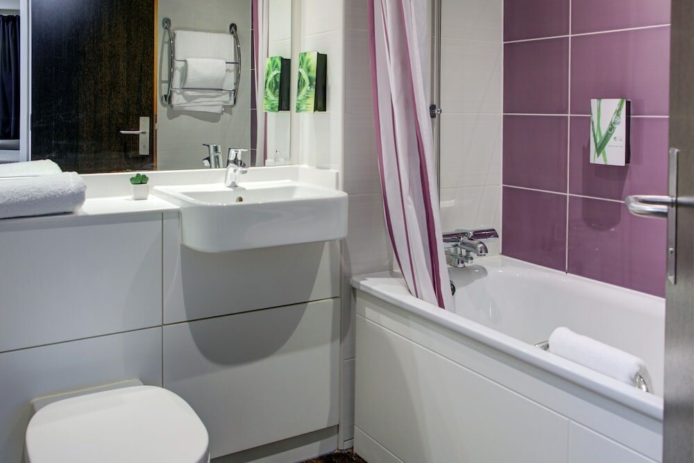 Фото Fortune Huddersfield, Sure Hotel Collection by Best Western