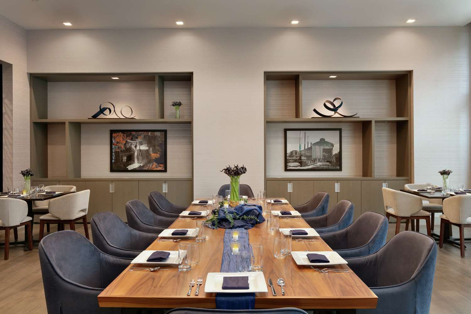 Фото Embassy Suites by Hilton Atlanta Midtown