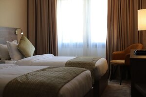 The Sanrock Hotel (Amman), hotel