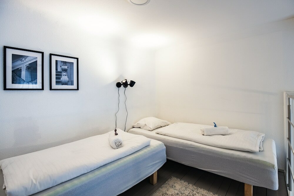 Фото Maverick Hostel & Ensuites