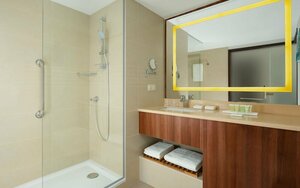 Гостиница Courtyard by Marriott Tashkent