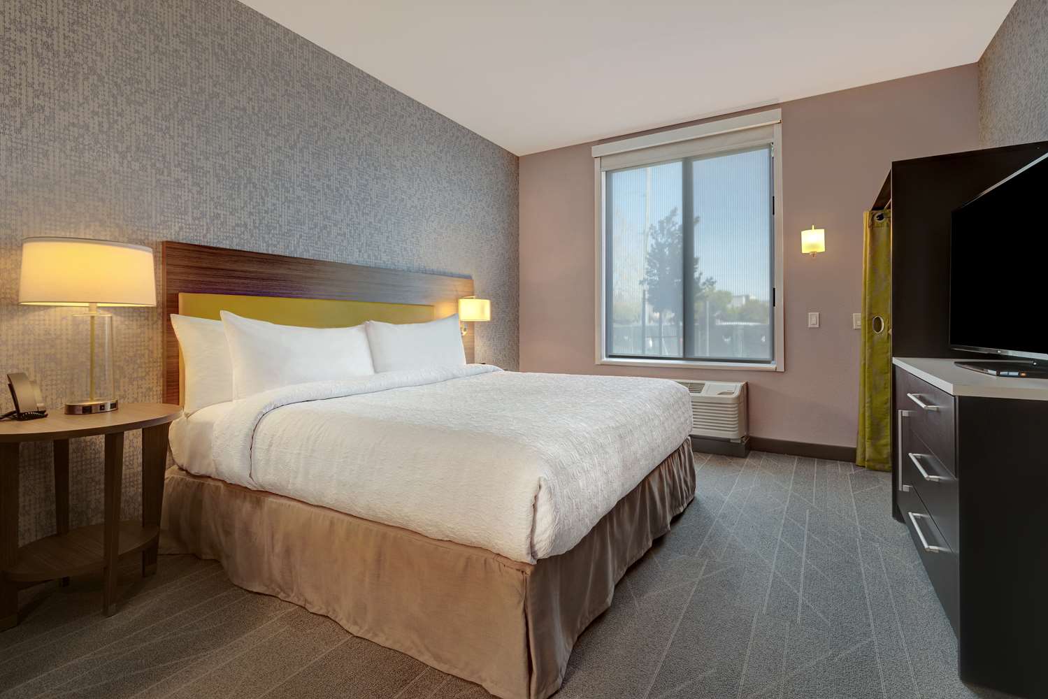 Фото Home2 Suites by Hilton Petaluma