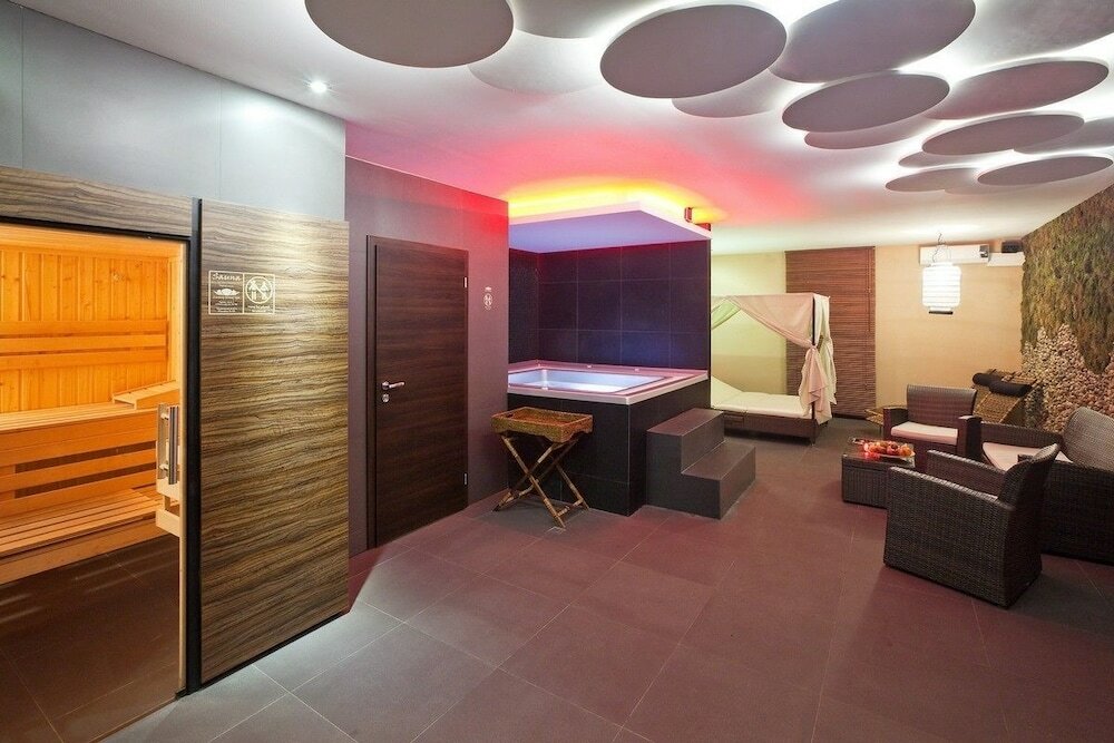 Фото Pytloun Wellness Travel Hotel