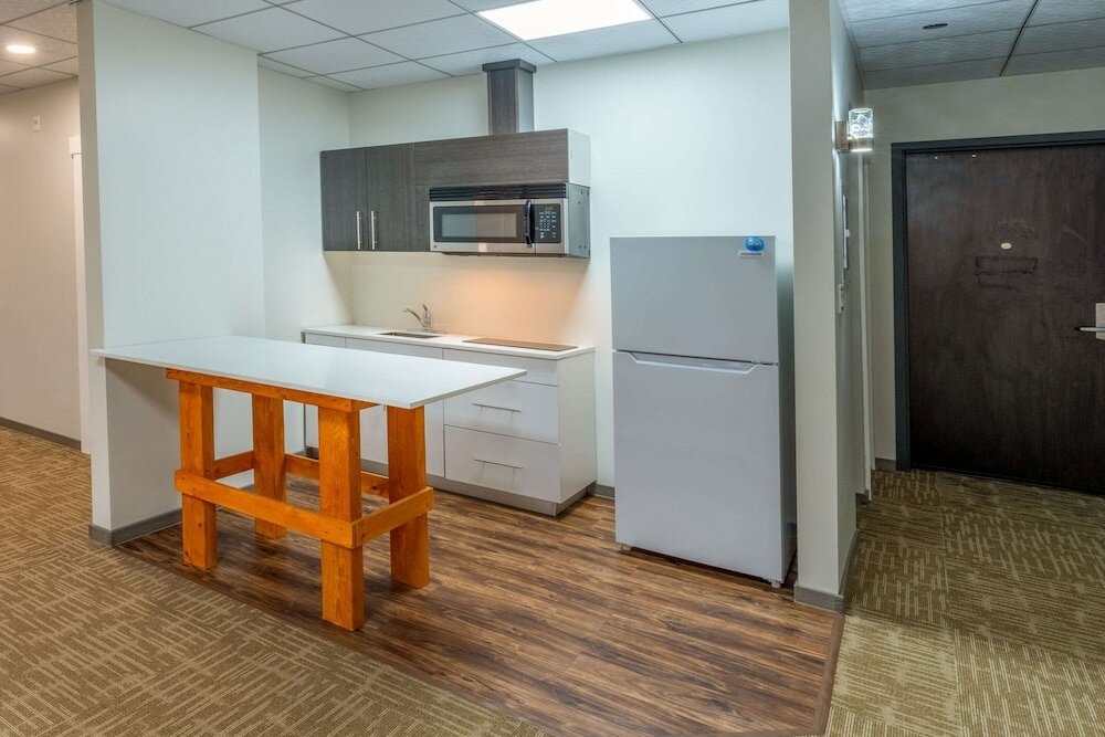 Фото Quality Inn Sunshine Suites