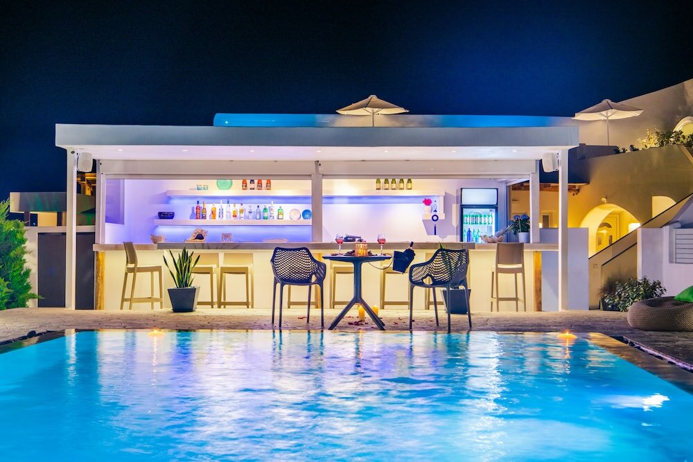 Фото Santoterra Antigua Suites