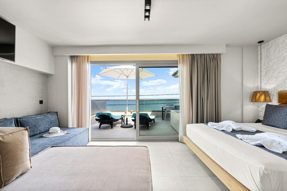 Фото Emily's Luxury Suites