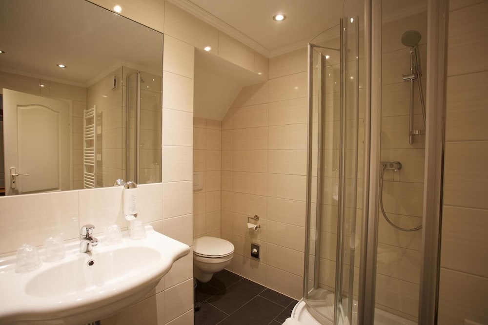 Фото Hotel Doberaner Hof