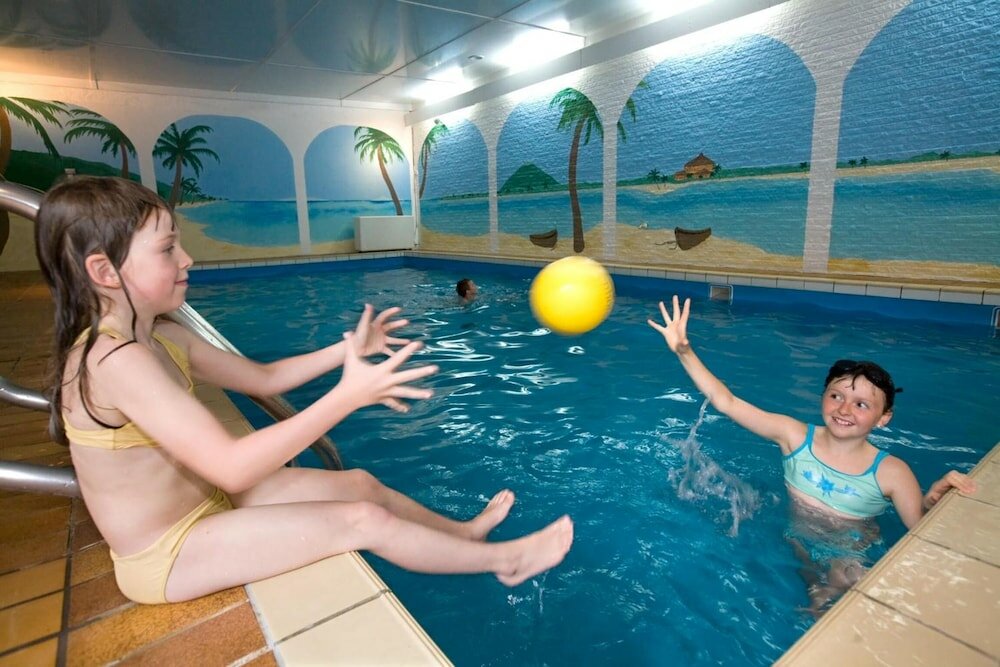 Фото Ferien- & Reitsport Hotel Brunnenhof